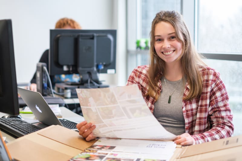 Afbeelding van een ROVA-medewerker