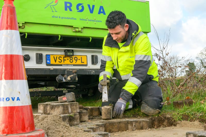 werken als Medewerker Servicedienst en Beheer Buitenruimte-Zwolle bij ROVA- vacature Medewerker Servicedienst en Beheer Buitenruimte-Zwolle